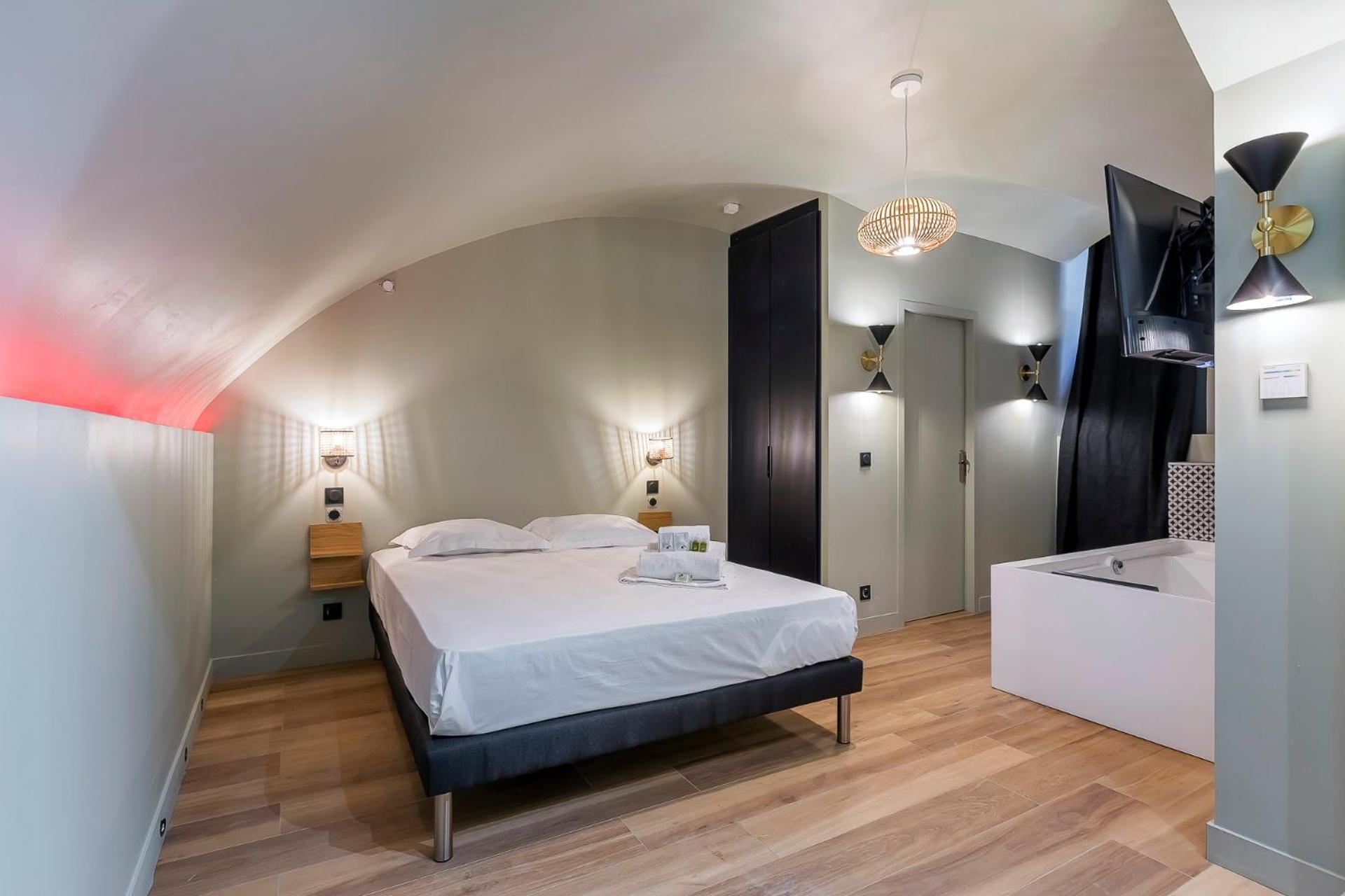 Suite Romantique Balneo Centre Ліон Екстер'єр фото