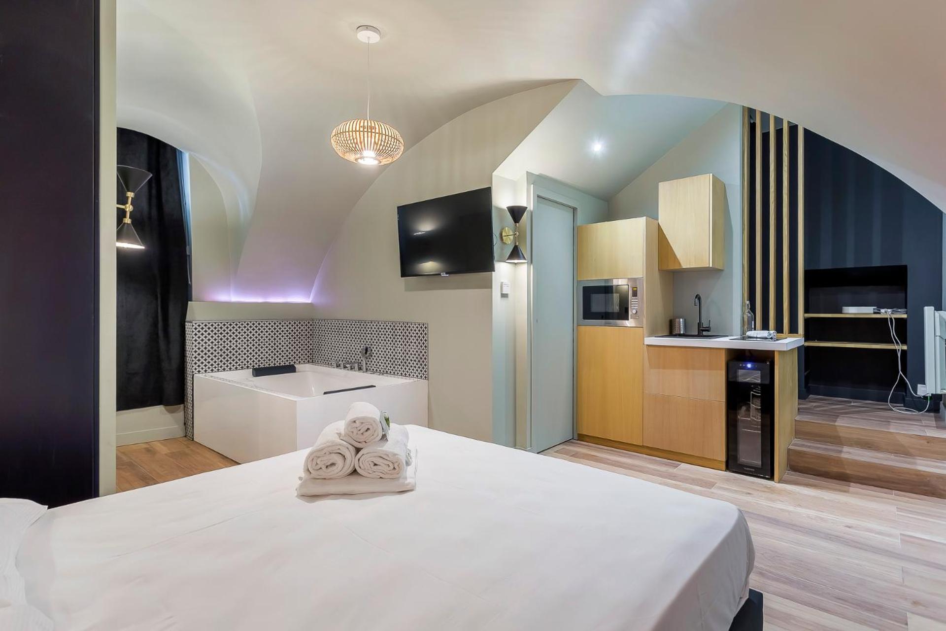 Suite Romantique Balneo Centre Ліон Екстер'єр фото